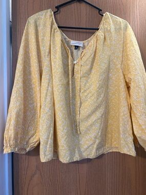 Universal Thread Yellow Floral Tie-Detail Long Sleeve Blouse